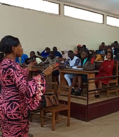 Vous avez une question ? Posez-la dans le forum et obtenez une réponse.